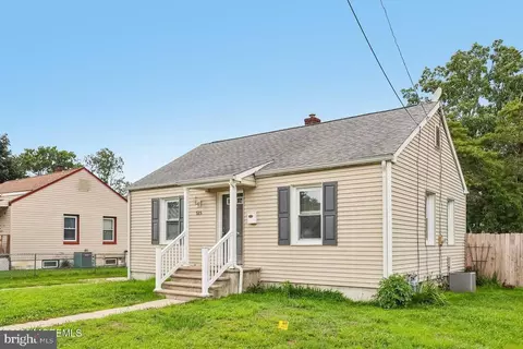 515 Willow St, Lakehurst, NJ 08733