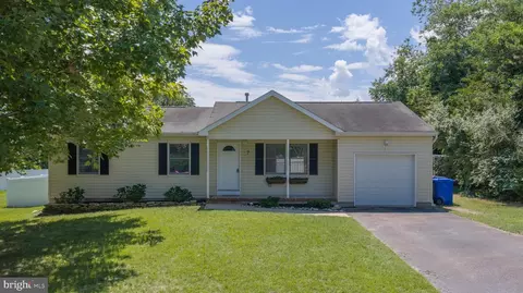 7 Cedar Hill Dr, West Creek, NJ 08092