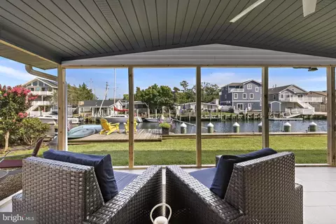 26 Daddy Tucker Dr, Little Egg Harbor Twp, NJ 08087
