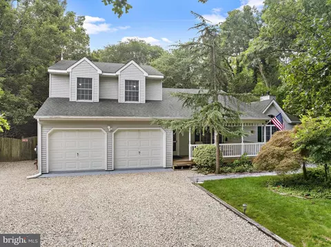 4 Pine Oak Dr, Little Egg Harbor Twp, NJ 08087