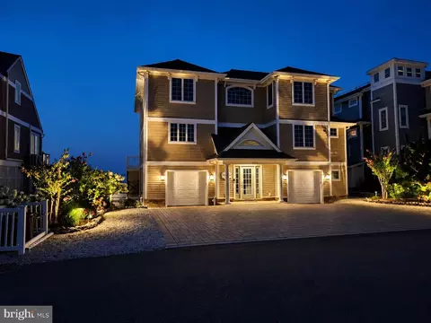 9324 Mark Dr, Long Beach Township, NJ 08008