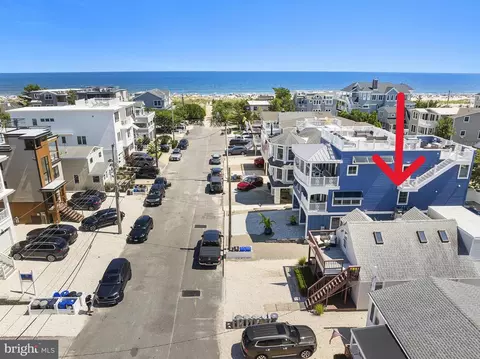 32 3rd St N, Surf City, NJ 08008