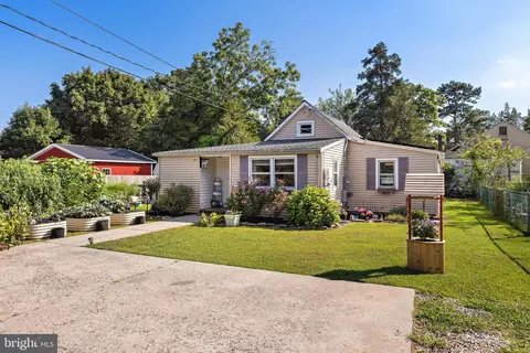 47 Newell Ave, West Creek, NJ 08092