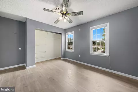 Bedroom - 14 Oneida Ave, Waretown, NJ 08758 photo 3 of 6