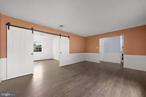 Living - 14 Oneida Ave, Waretown, NJ 08758 photo 3 of 3