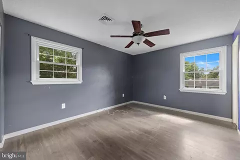 Bedroom - 14 Oneida Ave, Waretown, NJ 08758 photo 2 of 6