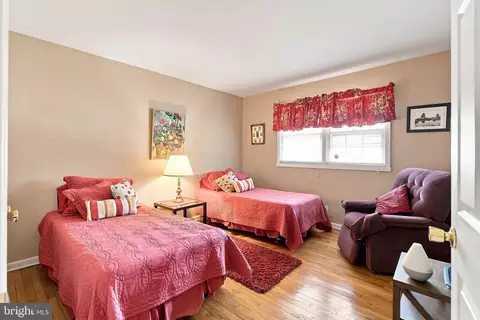 Bedroom - 293 Timberline Pl, Brick, NJ 08723 photo 3 of 4