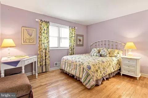 Bedroom - 293 Timberline Pl, Brick, NJ 08723 photo 4 of 4