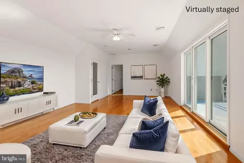Living - 806 Spar Dr, Forked River, NJ 08731 photo 5 of 5