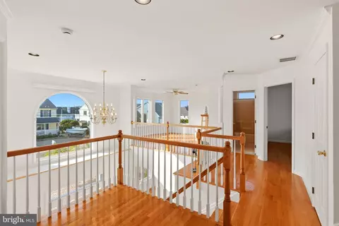 Entry Way - 806 Spar Dr, Forked River, NJ 08731 photo 5 of 5