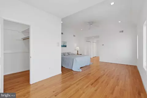 Bedroom - 806 Spar Dr, Forked River, NJ 08731 photo 7 of 8