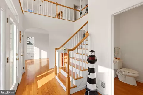 Entry Way - 806 Spar Dr, Forked River, NJ 08731 photo 1 of 5