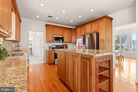 Kitchen - 806 Spar Dr, Forked River, NJ 08731 photo 2 of 2