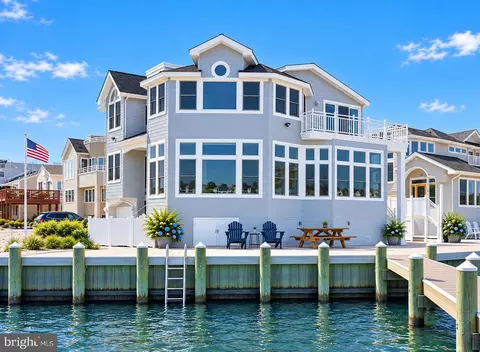 386 N 5th, Surf City, NJ 08008