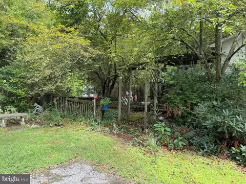 Exterior - 4 Peachtree St, Jackson, NJ 08527 photo 2 of 3