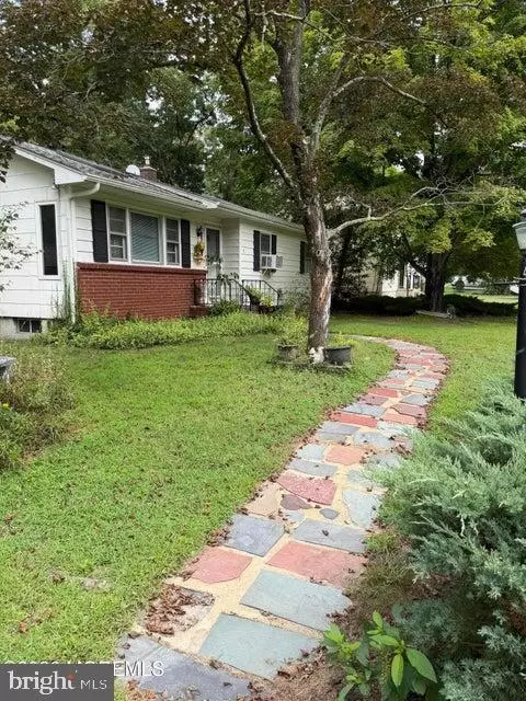 Exterior - 4 Peachtree St, Jackson, NJ 08527 photo 1 of 3