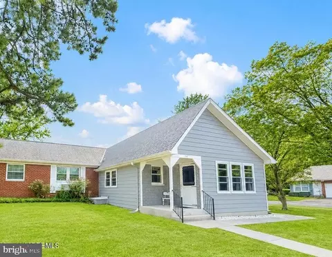 1 Hale Ln # B, Whiting, NJ 08759