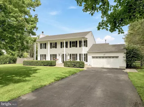 264 Beachview Ave, Manahawkin, NJ 08050