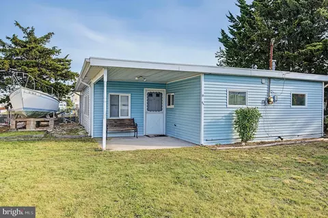 10 W Sail Dr, Little Egg Harbor Twp, NJ 08087