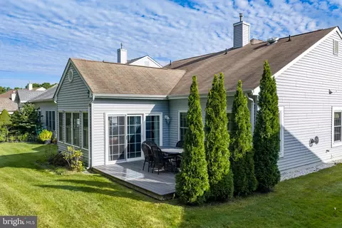Exterior - 12 Belmar Blvd, Waretown, NJ 08758 photo 8 of 10
