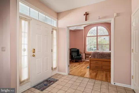 Entry Way - 12 Belmar Blvd, Waretown, NJ 08758 photo 1 of 7