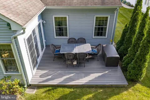 Exterior - 12 Belmar Blvd, Waretown, NJ 08758 photo 9 of 10