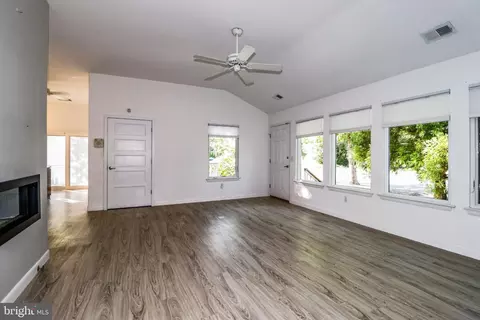 Living - 511 Conifer Dr, Forked River, NJ 08731 photo 3 of 3