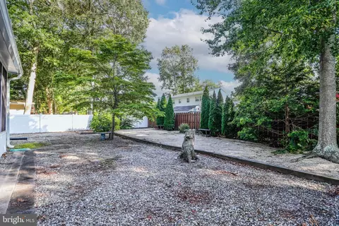 Exterior - 511 Conifer Dr, Forked River, NJ 08731 photo 5 of 9