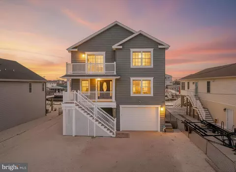 7 W Navasink Dr, Little Egg Harbor Twp, NJ 08087