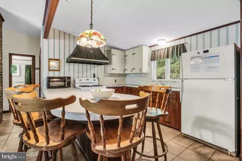 Kitchen - 1687 Forge Pond Rd, Brick, NJ 08724 photo 2 of 4