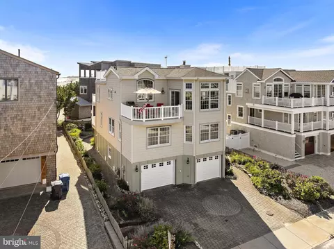 108 Glendola Ave, Beach Haven, NJ 08008