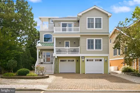 206 E A E Sixth St, Beach Haven, NJ 08008
