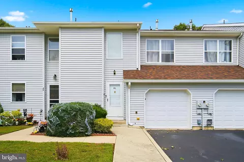 46 Vincent Ct, Little Egg Harbor Twp, NJ 08087