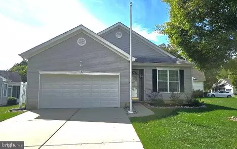 18 Daffodil Dr, Little Egg Harbor Twp, NJ 08087