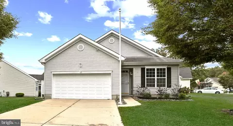 18 Daffodil Dr, Little Egg Harbor Twp, NJ 08087
