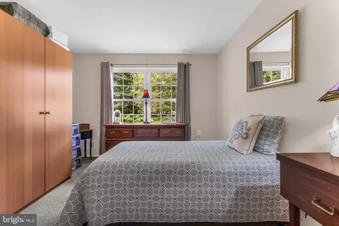 Bedroom - 9 Brookdale Ct, Forked River, NJ 08731 photo 4 of 5