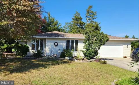 33 Atlantis Blvd, Little Egg Harbor Twp, NJ 08087