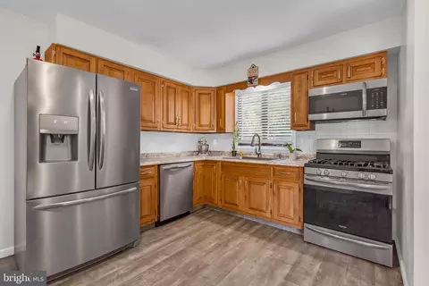 Kitchen - 1269 Olds St, Forked River, NJ 08731 photo 2 of 2