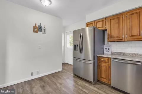 Entry Way - 1269 Olds St, Forked River, NJ 08731 photo 2 of 2