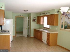 525 Devon St, Forked River, NJ 08731 photo 3