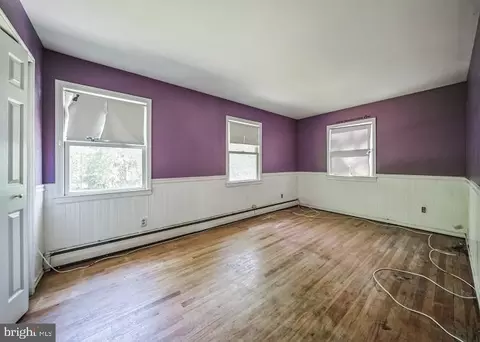 Bedroom - 10 Baldwin Ter, Wayne, NJ 07470 photo 2 of 3