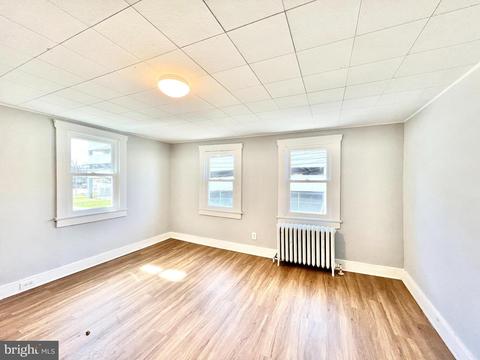 8 Walnut St, Salem, NJ 08079 photo 10