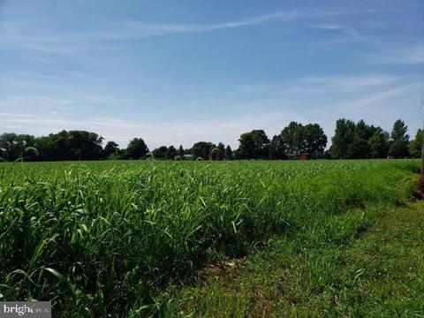 32 Old Toll Bridge Road, Pennsville, NJ 08070