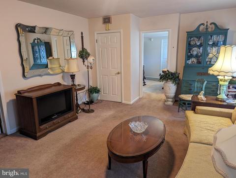 93 E Canal St, Alloway, NJ 08001 photo 18