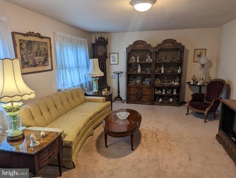 93 E Canal St, Alloway, NJ 08001 photo 16