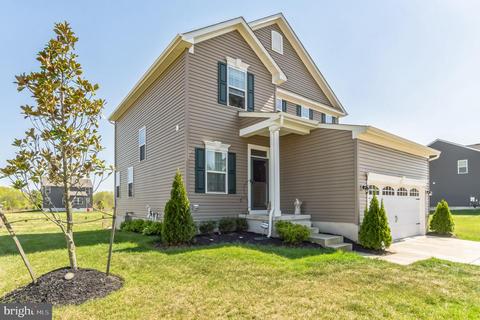 48 Oak Ln, Carneys Point, NJ 08069
