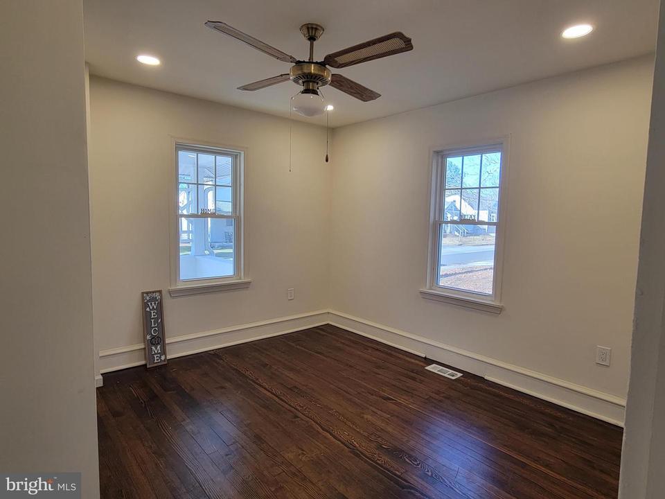  30 Jenkins Ave, Pennsville, NJ 08070 photo 8