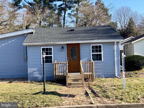 7 N Miller Ave, Carneys Point, NJ 08069