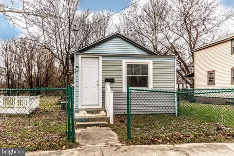 76 Willis St, Penns Grove, NJ 08069