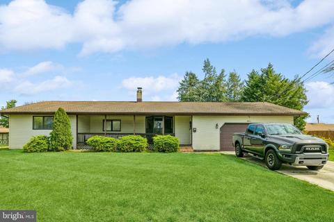 18 Grace Ave, Pennsville, NJ 08070